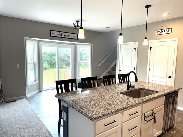 4264 Forestedge Street, Tipp City, OH 45371