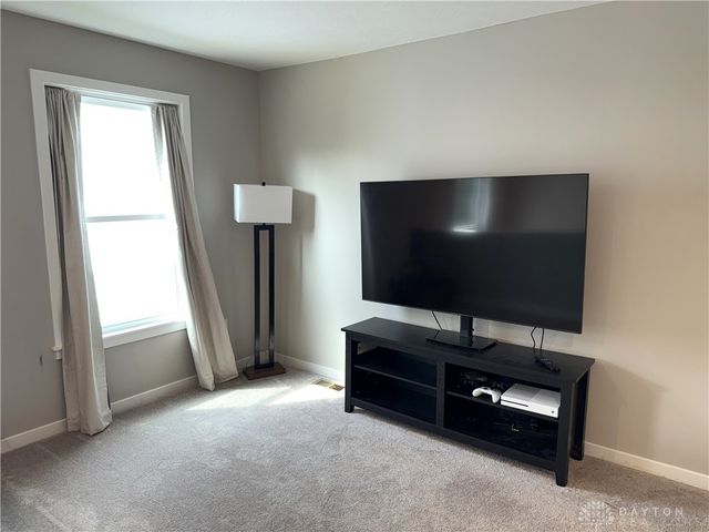 4264 Forestedge Street, Tipp City, OH 45371