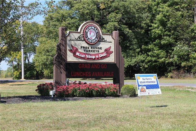4264 Forestedge Street, Tipp City, OH 45371