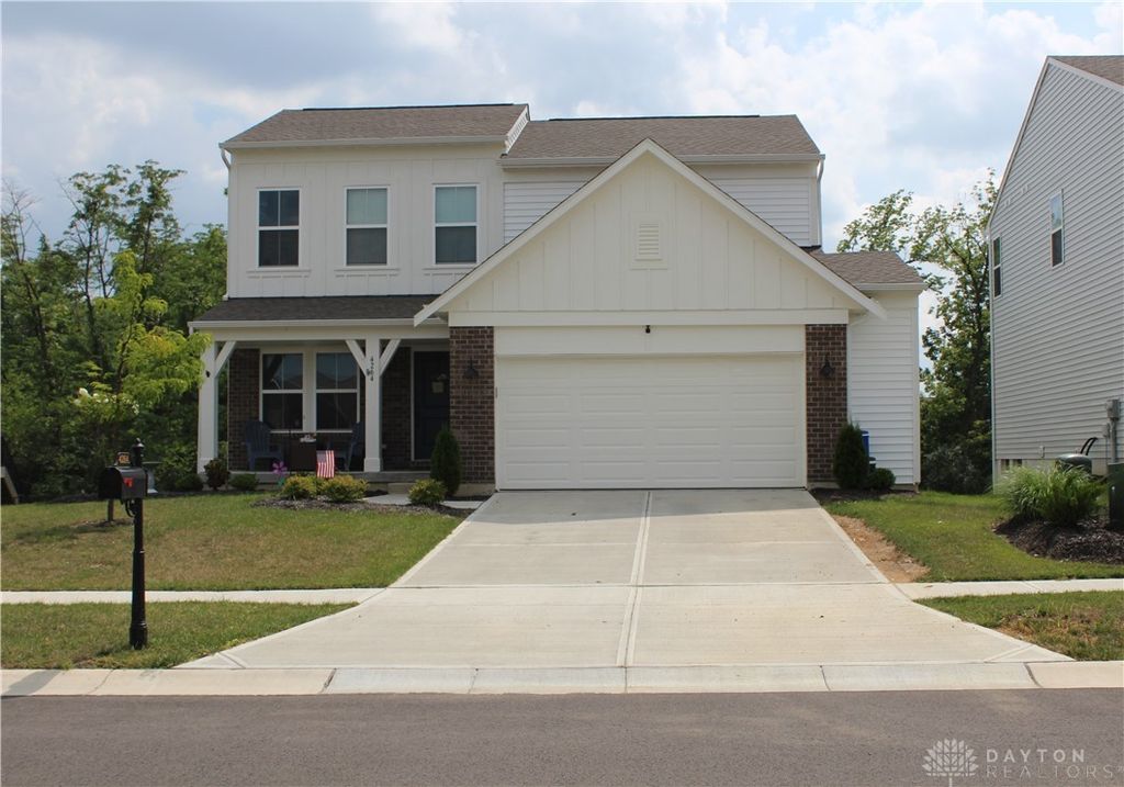 4264 Forestedge Street, Tipp City, OH 45371
