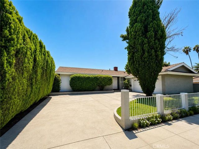 16404 Mayall Street, North Hills, CA 91343