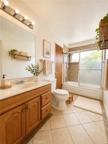 16404 Mayall Street, North Hills, CA 91343