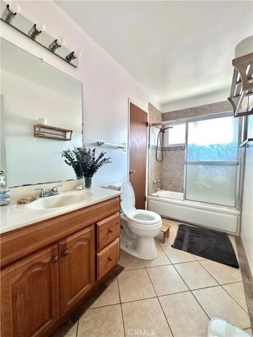 16404 Mayall Street, North Hills, CA 91343