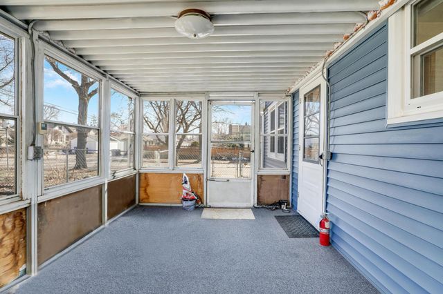 3255 36th Avenue S, Minneapolis, MN 55406