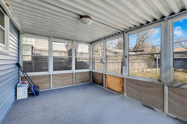 3255 36th Avenue S, Minneapolis, MN 55406