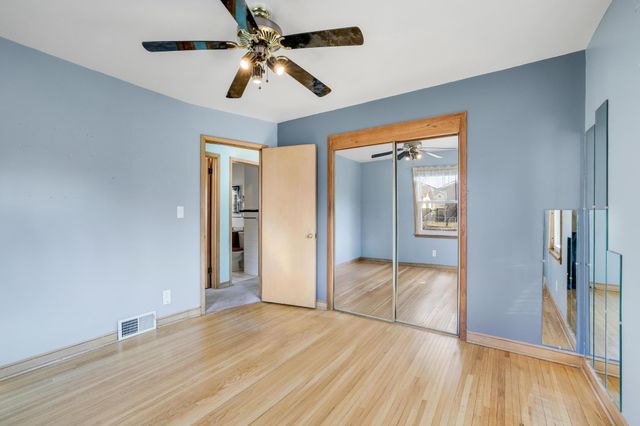 3255 36th Avenue S, Minneapolis, MN 55406