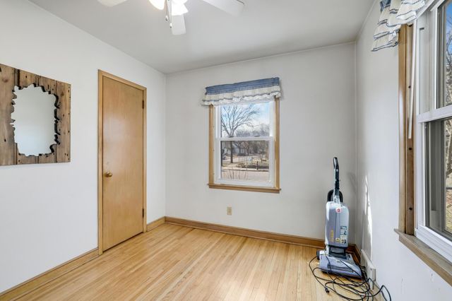 3255 36th Avenue S, Minneapolis, MN 55406