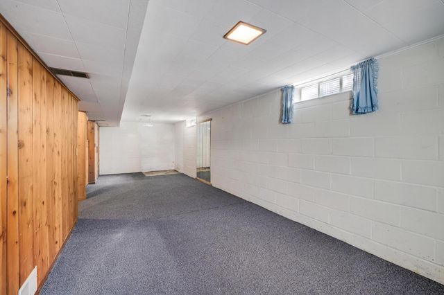 3255 36th Avenue S, Minneapolis, MN 55406