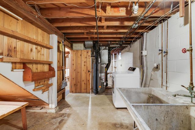 3255 36th Avenue S, Minneapolis, MN 55406