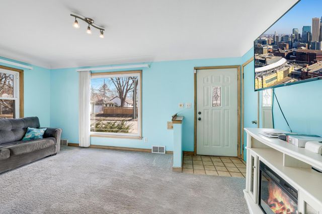 3255 36th Avenue S, Minneapolis, MN 55406