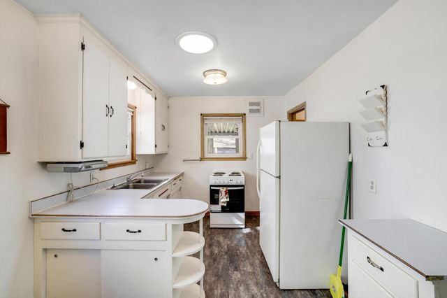 3255 36th Avenue S, Minneapolis, MN 55406