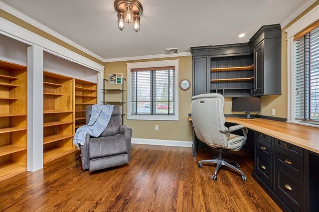 14 Mcintosh Drive 14, Amherst, MA 01002