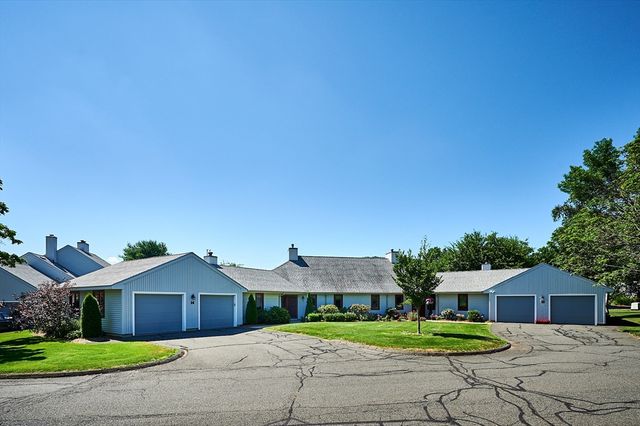 14 Mcintosh Drive 14, Amherst, MA 01002