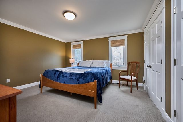 14 Mcintosh Drive 14, Amherst, MA 01002