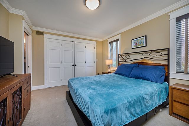 14 Mcintosh Drive 14, Amherst, MA 01002