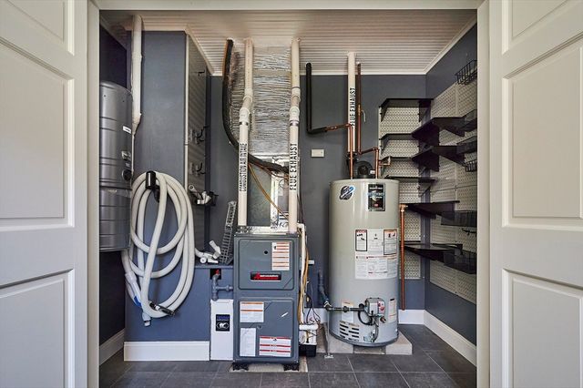 14 Mcintosh Drive 14, Amherst, MA 01002