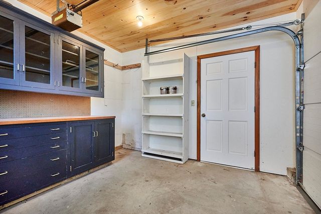 14 Mcintosh Drive 14, Amherst, MA 01002