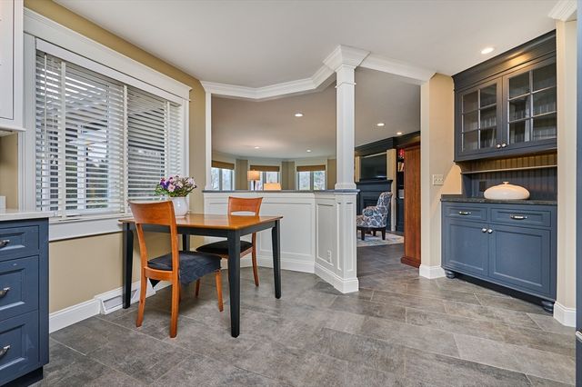 14 Mcintosh Drive 14, Amherst, MA 01002