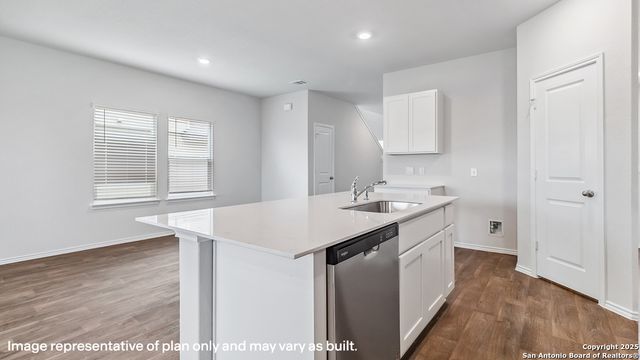 9831 Beaumont Brk, San Antonio, TX 78221