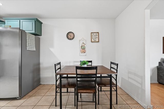 63 W Fairlane Drive, Sapulpa, OK 74066