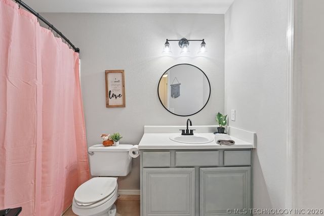 63 W Fairlane Drive, Sapulpa, OK 74066
