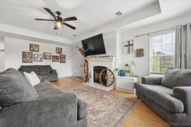 63 W Fairlane Drive, Sapulpa, OK 74066