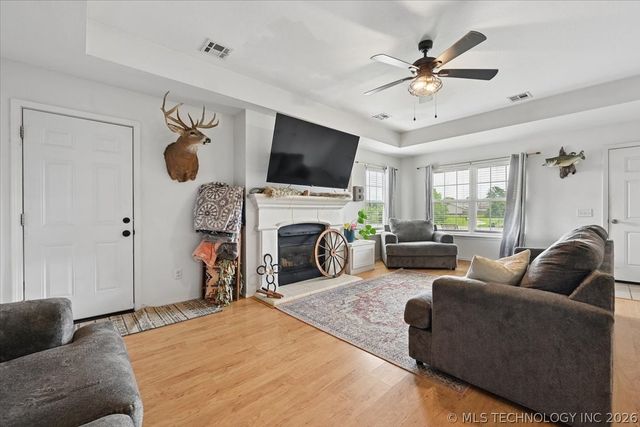 63 W Fairlane Drive, Sapulpa, OK 74066