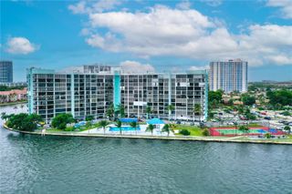 200 E Leslie Dr 329, Hallandale Beach, FL 33009