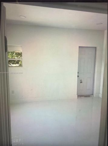 1870 NW 5th St 1, Miami, FL 33125