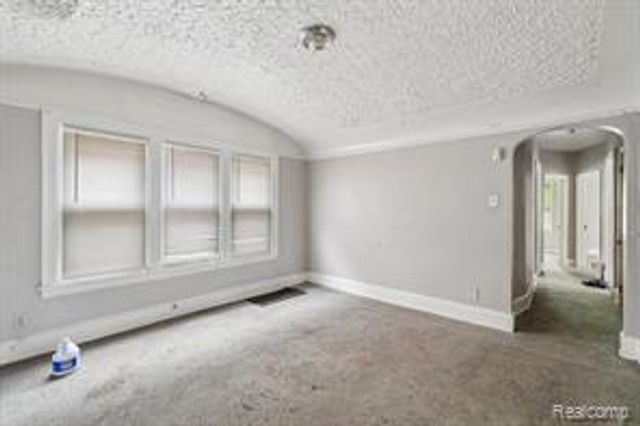 2981 Richton Street, Detroit, MI 48206