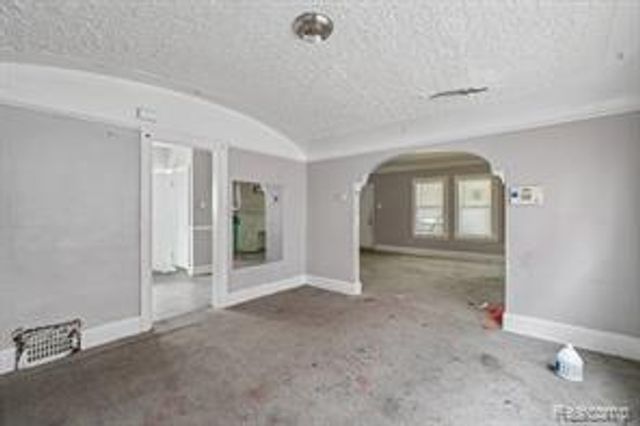 2981 Richton Street, Detroit, MI 48206