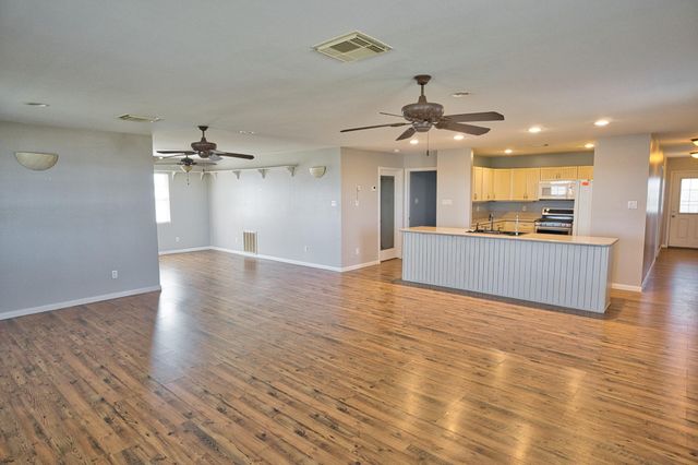1709 County Road 441d, Brazoria, TX 77422