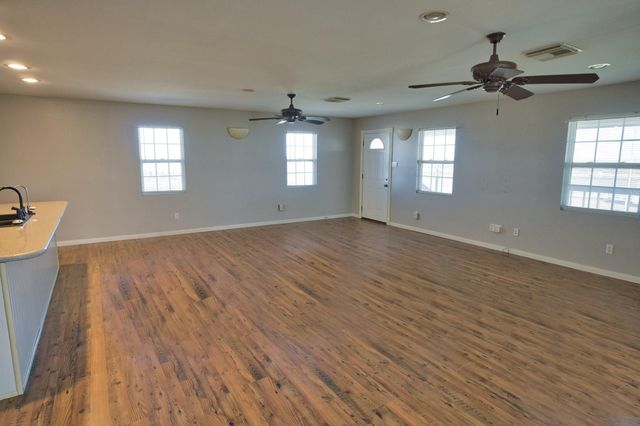 1709 County Road 441d, Brazoria, TX 77422