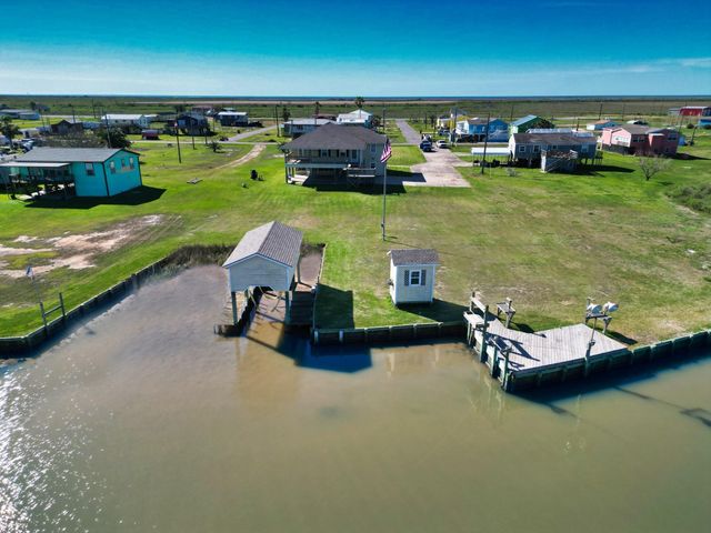 1709 County Road 441d, Brazoria, TX 77422