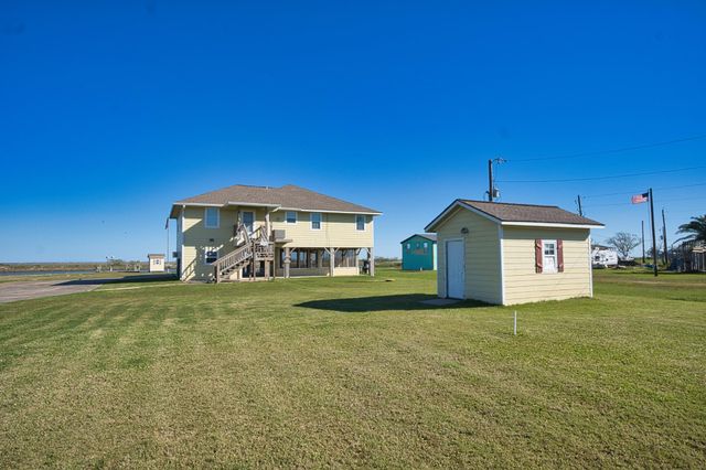 1709 County Road 441d, Brazoria, TX 77422