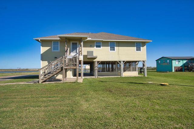 1709 County Road 441d, Brazoria, TX 77422