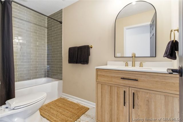759 Linden Street, New Albany, IN 47150