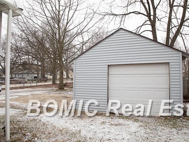 8190 Roosevelt Avenue, Mt Morris, MI 48458