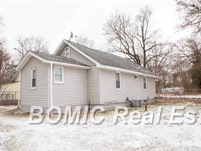 8190 Roosevelt Avenue, Mt Morris, MI 48458