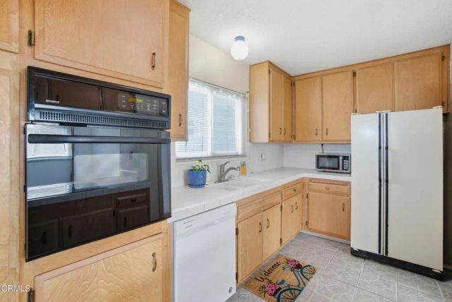 1341 Edgewood Way 23, Oxnard, CA 93030