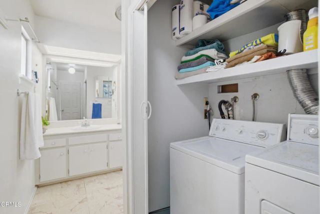 1341 Edgewood Way 23, Oxnard, CA 93030