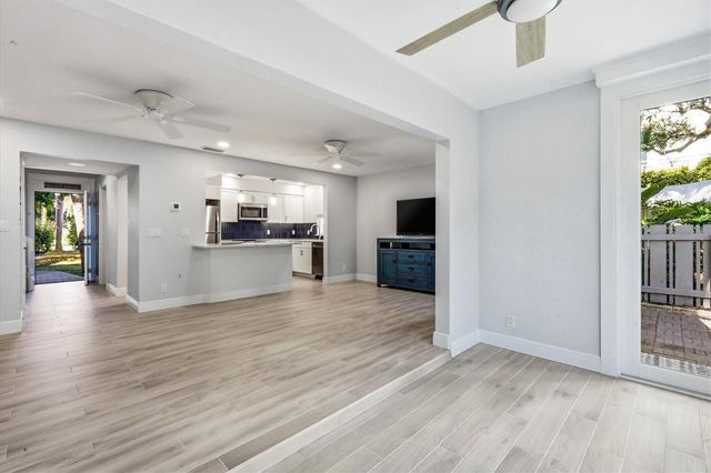 1201 E PEPPERTREE DRIVE 234, Sarasota, FL 34242