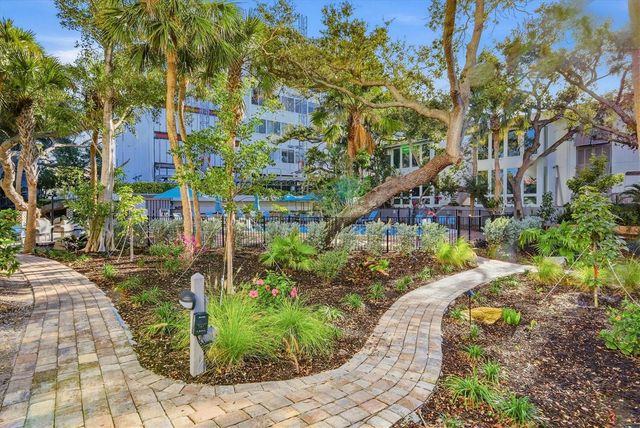 1201 E PEPPERTREE DRIVE 234, Sarasota, FL 34242