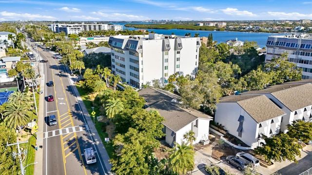 1201 E PEPPERTREE DRIVE 234, Sarasota, FL 34242