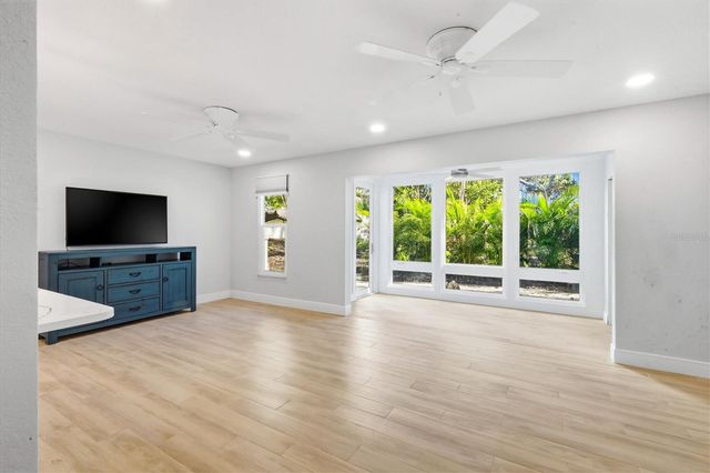 1201 E PEPPERTREE DRIVE 234, Sarasota, FL 34242