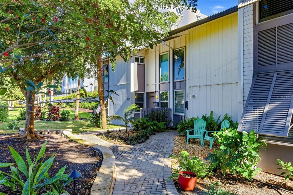 1201 E PEPPERTREE DRIVE 234, Sarasota, FL 34242