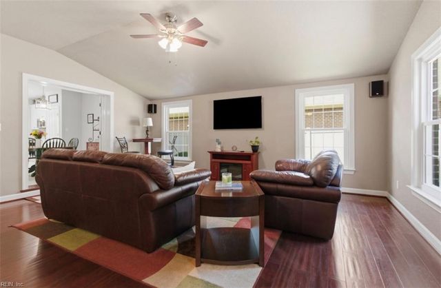 816 Poquoson XING, Chesapeake, VA 23320