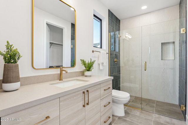 6313 N 10TH Drive, Phoenix, AZ 85013