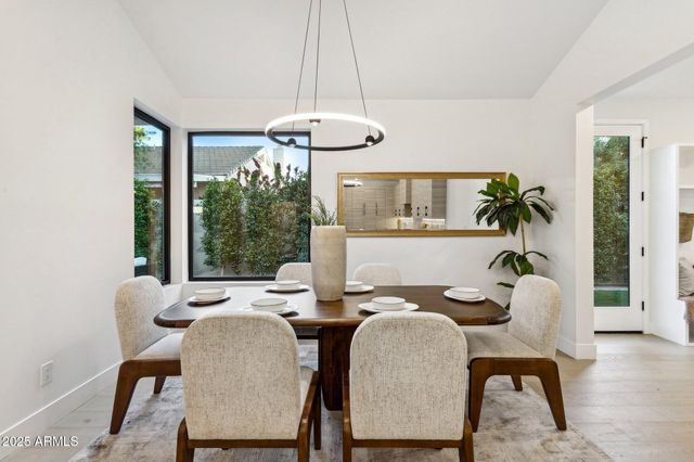 6313 N 10TH Drive, Phoenix, AZ 85013