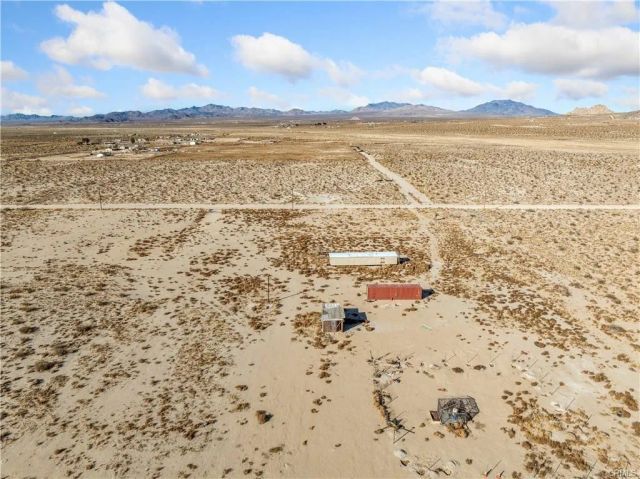 37023 Rabbit Springs Road, Lucerne Valley, CA 92356